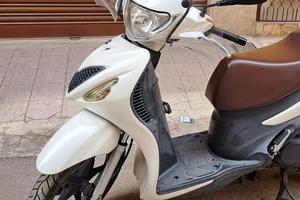 SUZUKI SIXTEEN 150