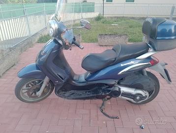 Piaggio Beverly 500