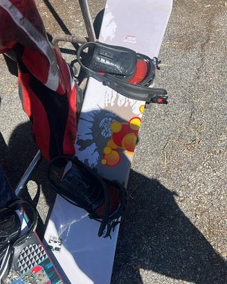 Tavola crazy creek con attacchi