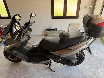 Kymco  xciting 300 r