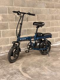 Bicicletta elettrica ENGWE T14