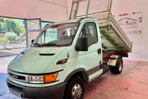 IVECO DAILY -CASSONE RIBALTABILE TRILATERALE Posti