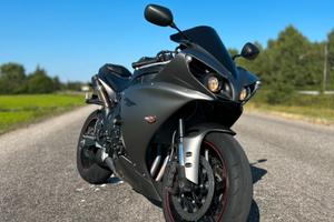 YAMAHA YZF R1 BIG BANG seconda serie