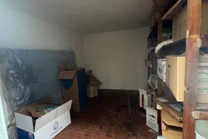 Box comodo via Biella 24