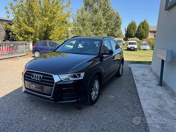 Audi Q3 2.0 TDI 120 CV Design