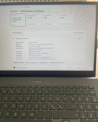 ASUS ZenBook Pro 15 (i7 / 16GB / GTX 1650 Ti)