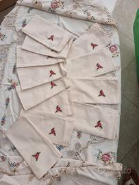 Tovaglia ricamata x 12