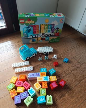 Lego Duplo camion alfabeto