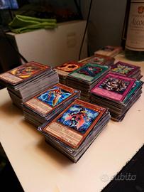 Lotto Yu-Gi-Oh! 1116 carte in italiano