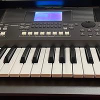 Tastiera Yamaha PSR-S670