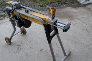 spaccalegna idraulico orizzontale