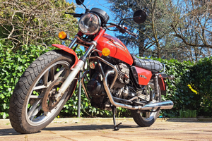 Moto Guzzi V35 II in Perfette Condizioni