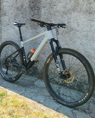 MTB Focus Raven 8.8 2023 - Taglia L 29"