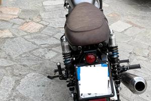 Triumph Thruxton 900