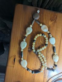 collana con bracciale pietre vere