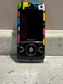 Cellulare Sony Ericcson W760 edizione speciale MTV