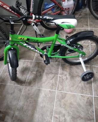 Bicicletta con rotelle