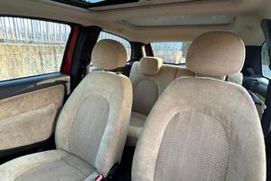 Lancia ypsilon 14- 16v