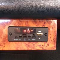 Auto Epoca Autoradio con casse