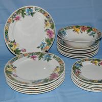 Servizio piatti in porcellana