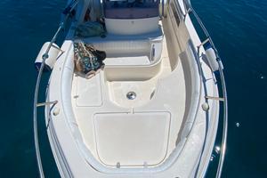 Barca open Ranieri 21,5 piedi 8 posti