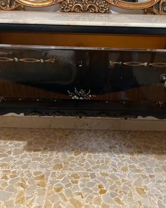 MOBILE LACCATO CON PIANO MARMO E SPECCHIO BAROCCO