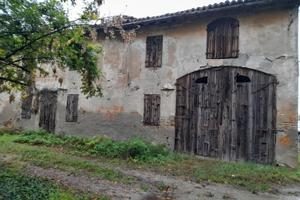 Terreno agricolo con immobile rurale