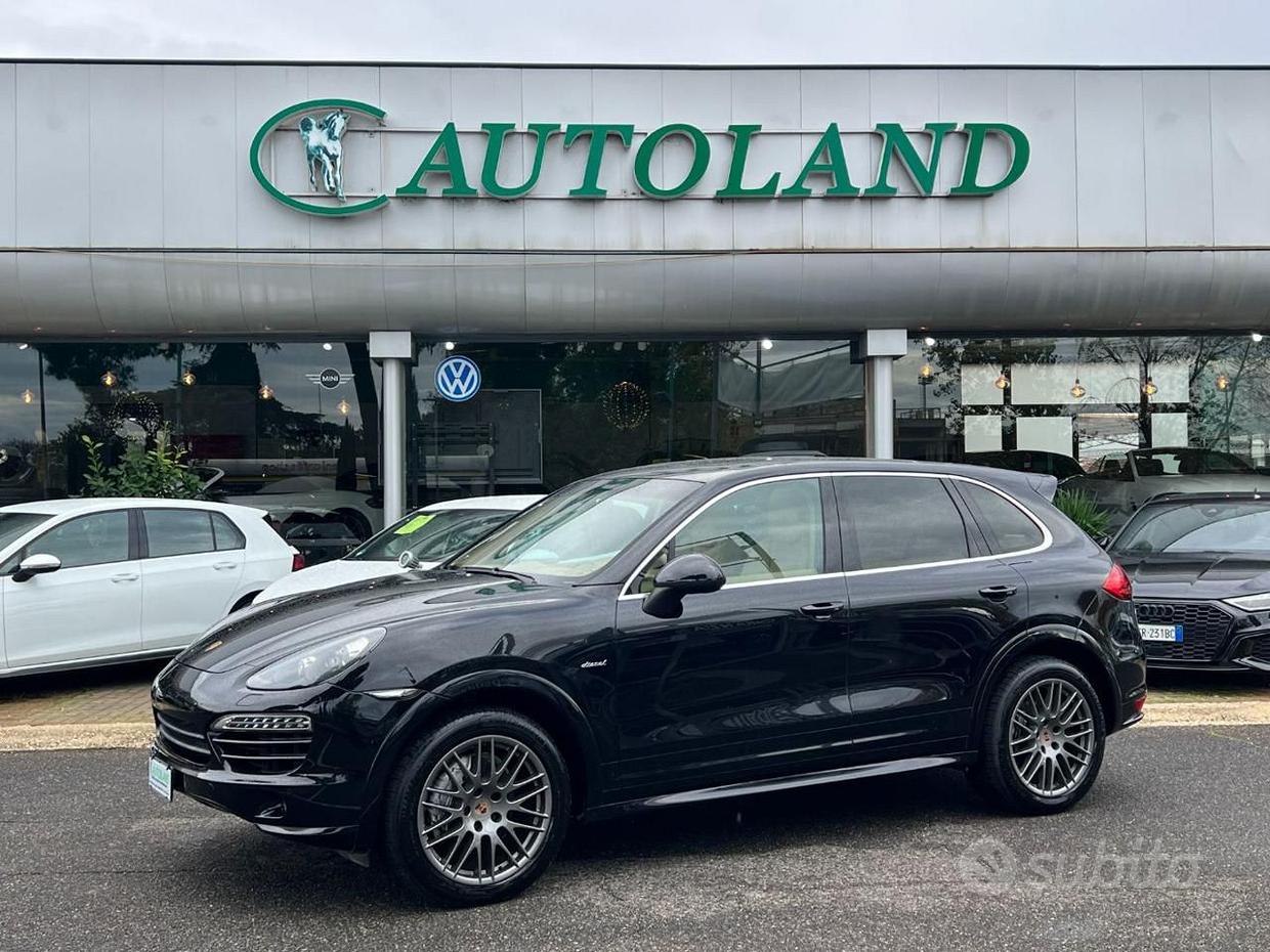 PORSCHE Cayenne 3ªs.'17-->