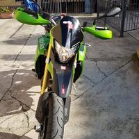 Aprilia Dorsoduro 750