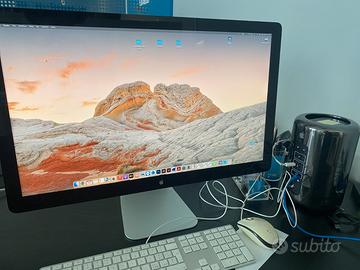 Mac Pro (Late 2013) + Thunderbolt Display Apple