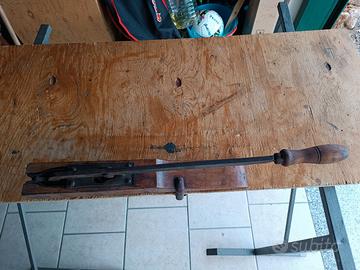 vecchio attappa bottiglie da collezione 