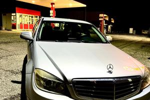 MERCEDES C220 w204