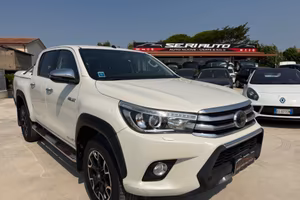 Toyota Hilux 2.4 D-4D A/T 4WD 4 porte Double Cab I