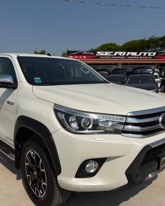 Toyota Hilux 2.4 D-4D A/T 4WD 4 porte Double Cab I