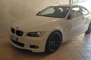 BMW 320D coupé allestimento M