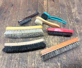 Lotto di spazzole da scarpe