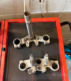 piastre sterzo complete per BETA/HM 50 opp AM6