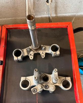 piastre sterzo complete per BETA/HM 50 opp AM6