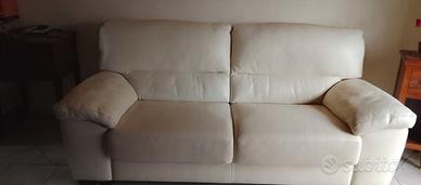 Divano pelle bianco Poltrone Sofà e sedie 04