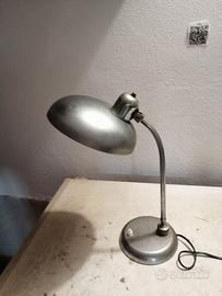 Lampada da tavolo ministeriale modello Giovanni Mi