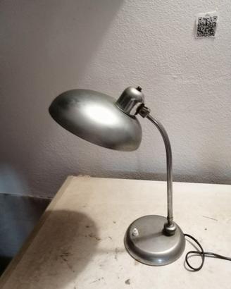 Lampada da tavolo ministeriale modello Giovanni Mi