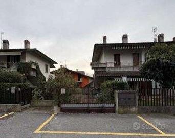 Villetta schiera a Montello