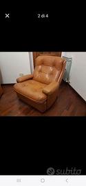 Coppia di poltrone anni 70 vera pelle