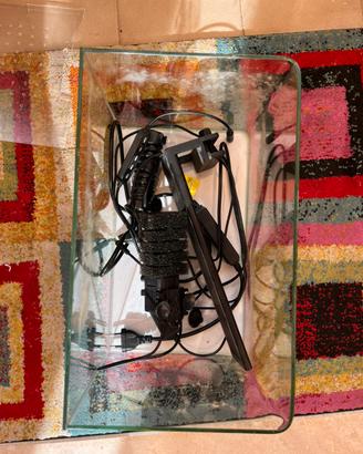 Acquario circa 15 litri