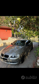 BMW e93 330i