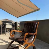 Poltrona a dondolo marrone