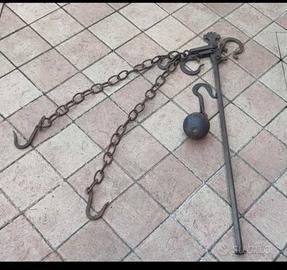  Antica pesa a stadera per sacchi portata 120 Kg.