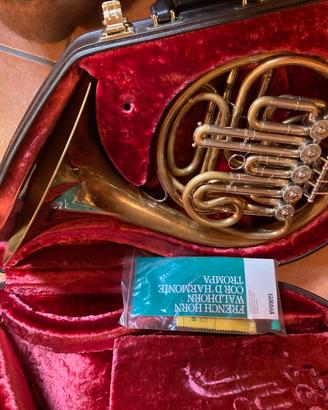 Corno triplo descant Yamaha YHR-882G