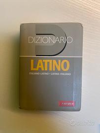 Dizionario latino tascabile