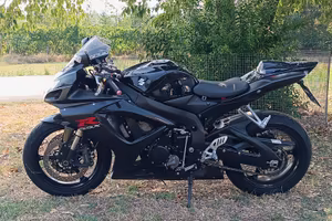 moto suzuki